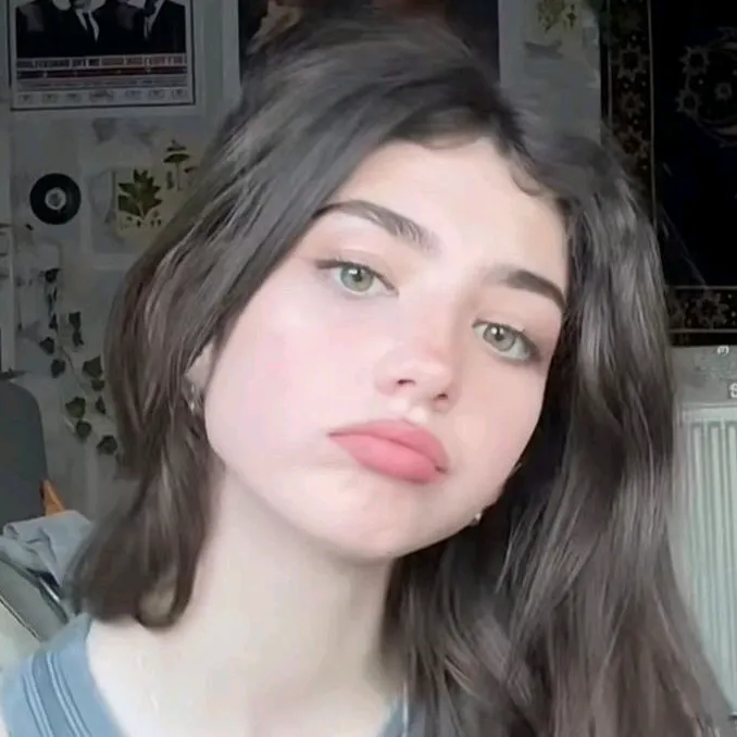 @minahilawaan1
