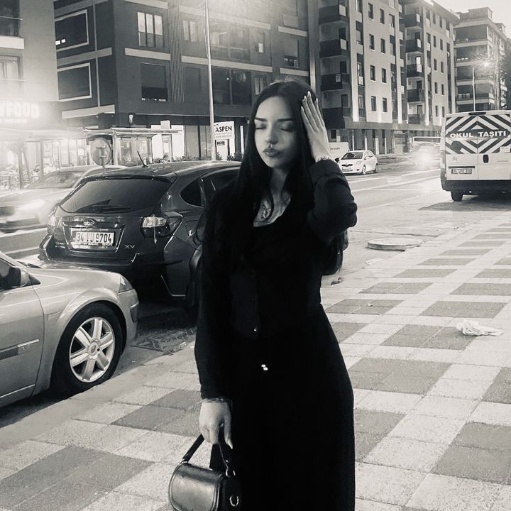 sudeenzyll