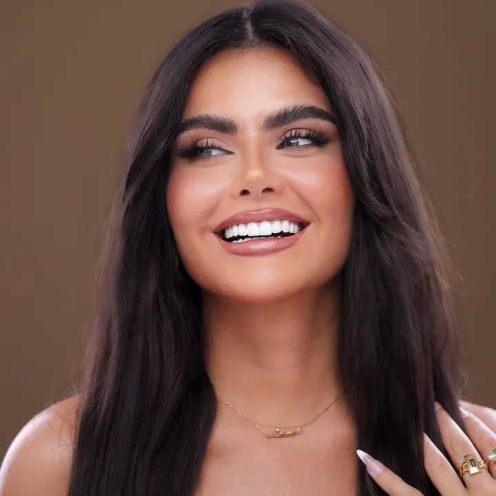 @halaalbouchii