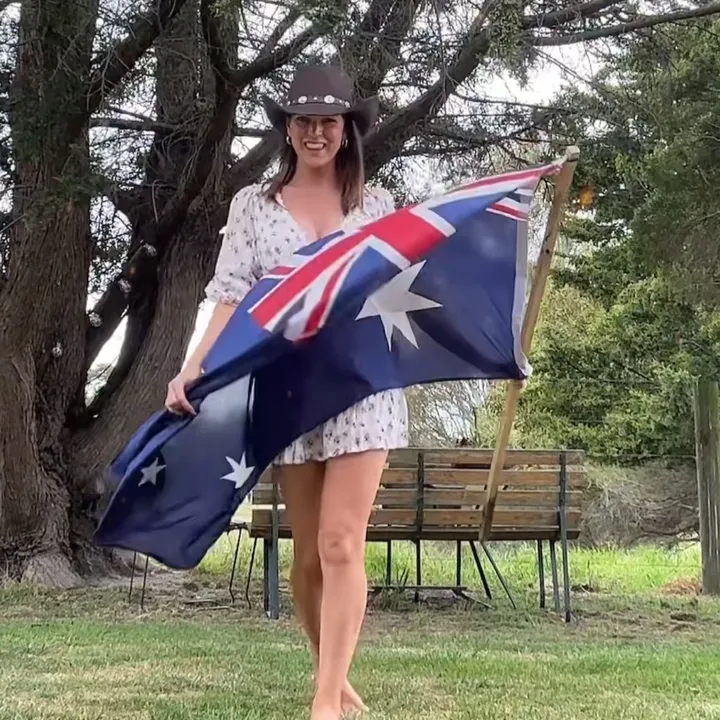 janie.down.under