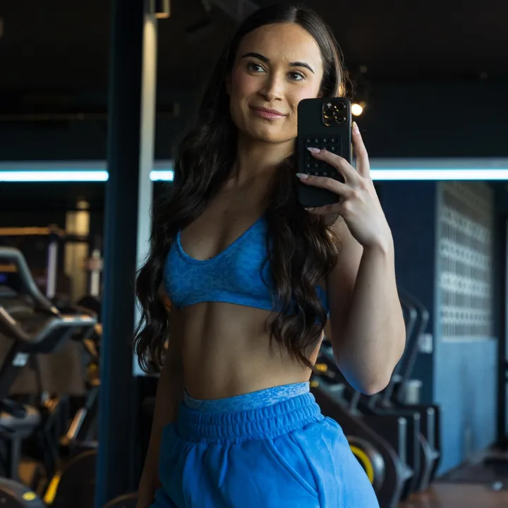 @madimilne_