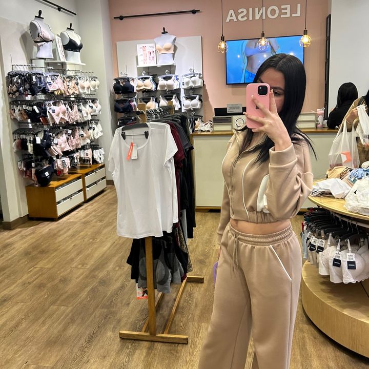 iamvalen28