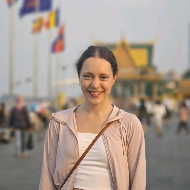 vendy_in_cambodia