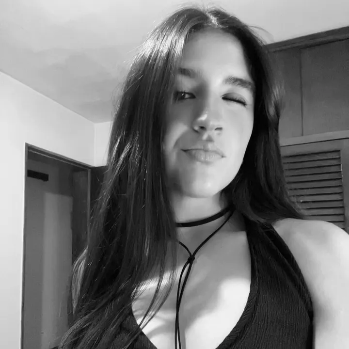 trinii_sanchezz