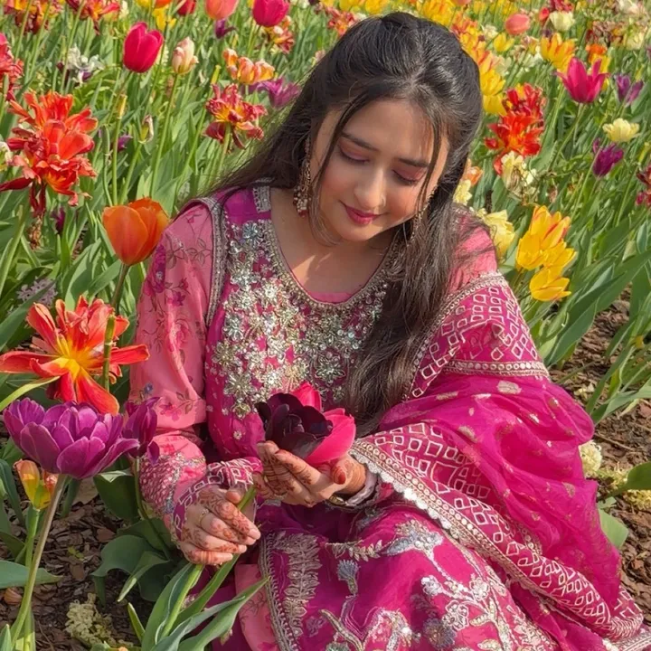 samia_khan880