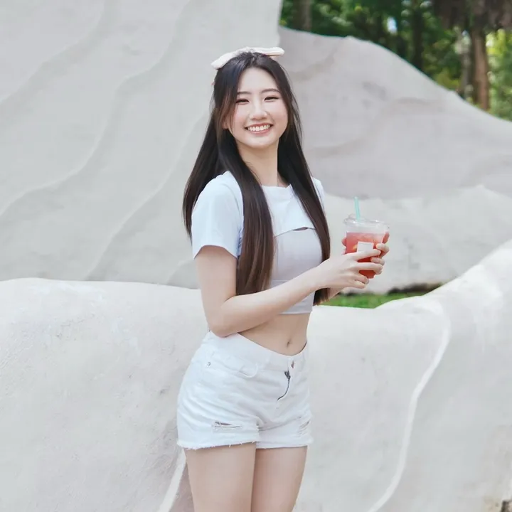 @celine0905_
