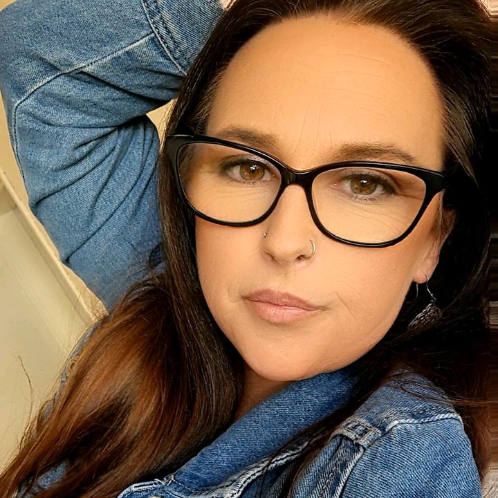 amandahobson7