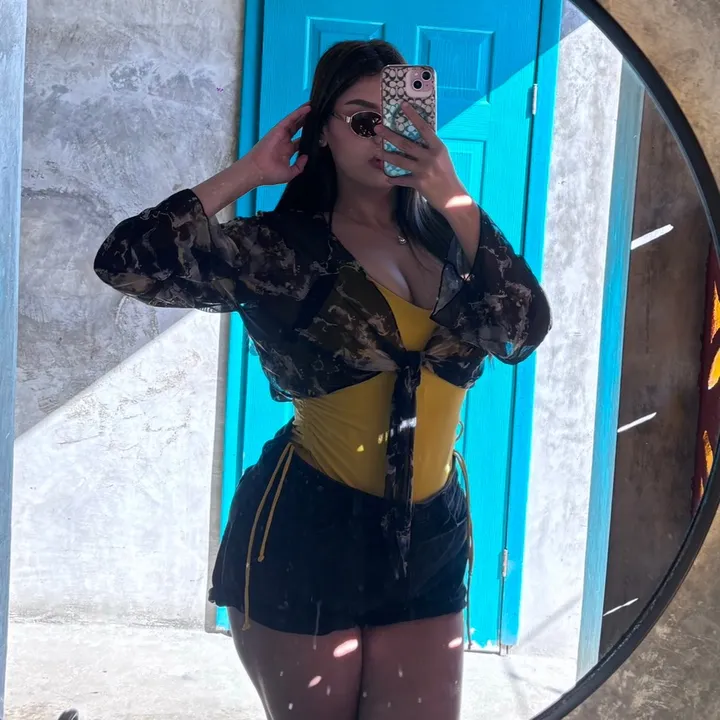 valeria_manzo.2