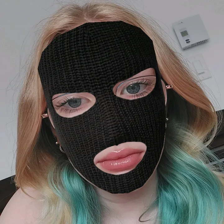 la.queen.mimi1