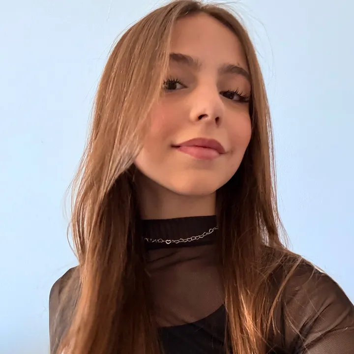clarasarro.oficial