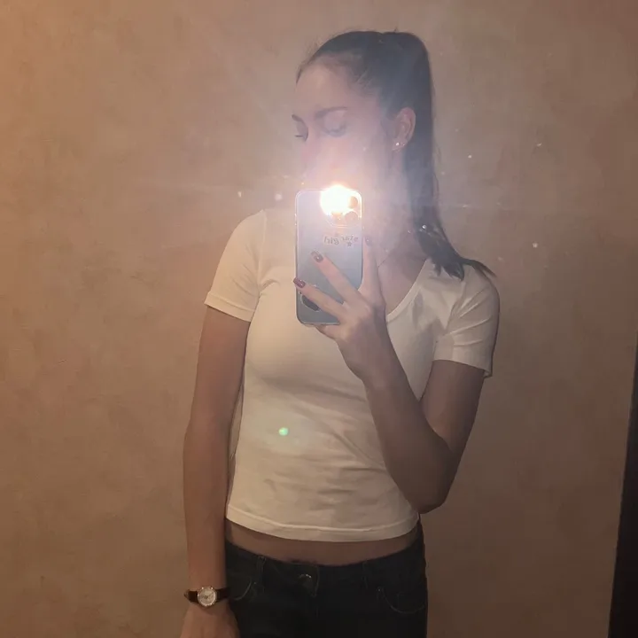 nikaqzz25