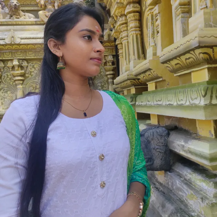 @madhumitha5_9