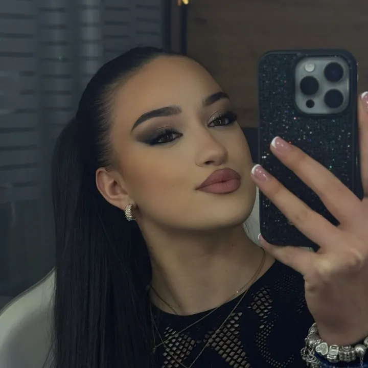 dariaa_popovic