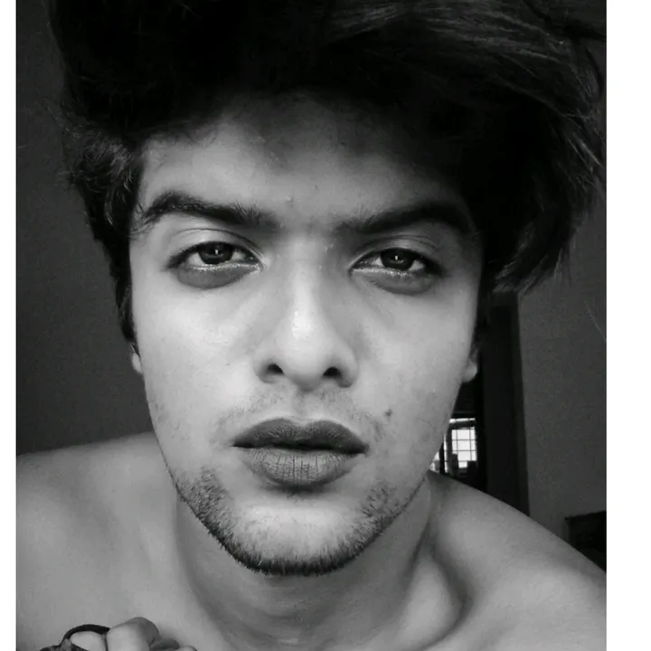 mara_makri