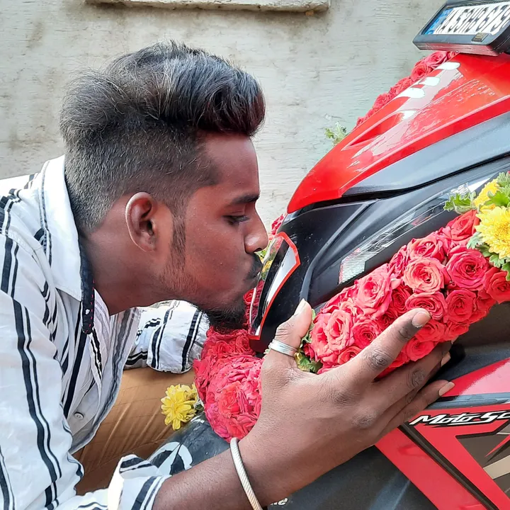 smile_king_mahi....7999