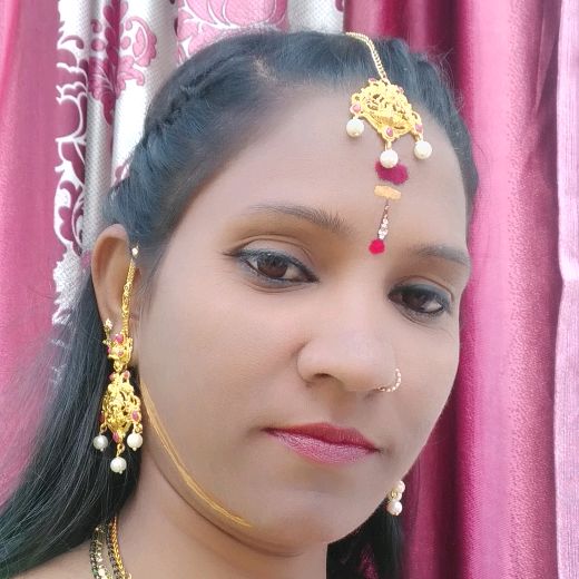 savithri45404402