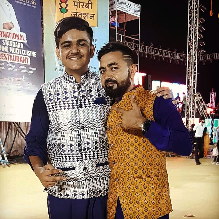 _garba_king1