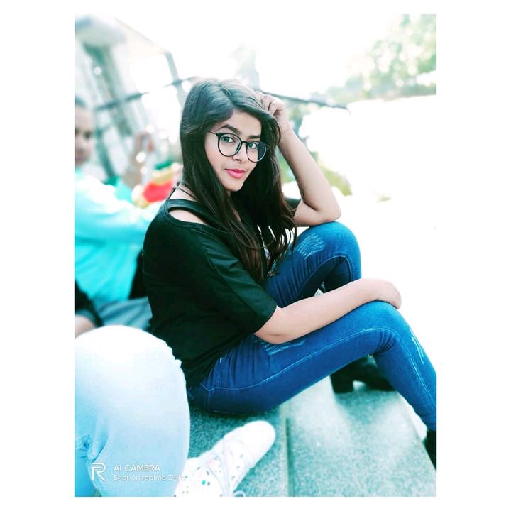 shivi93548