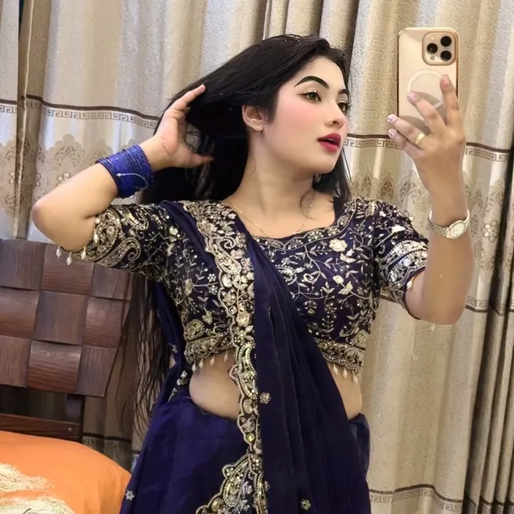 @elizastella2