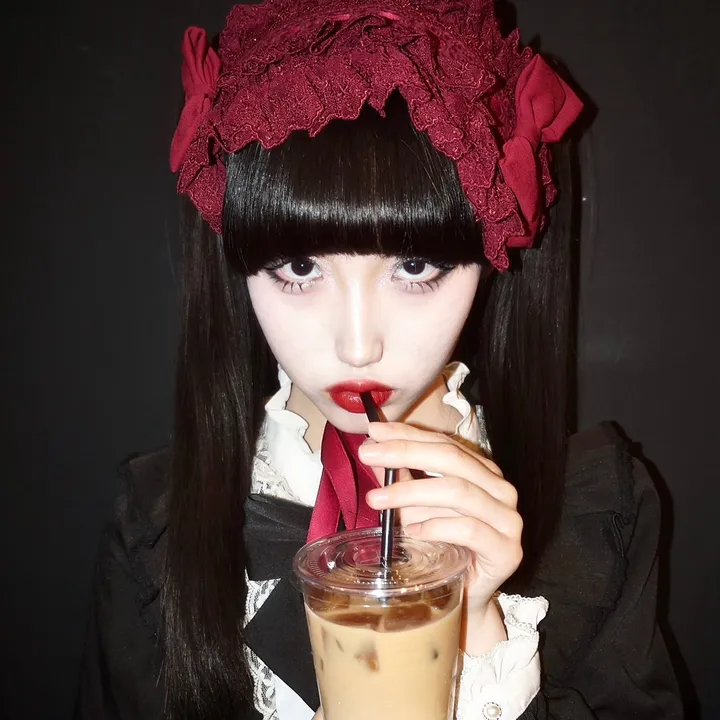@aina1o_17