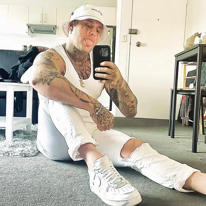 @calummmm