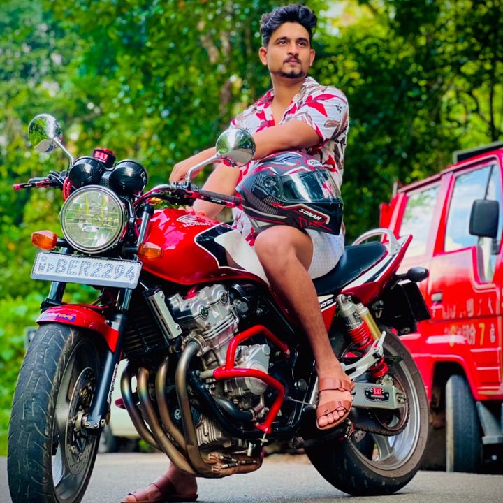 nethma_tharusha