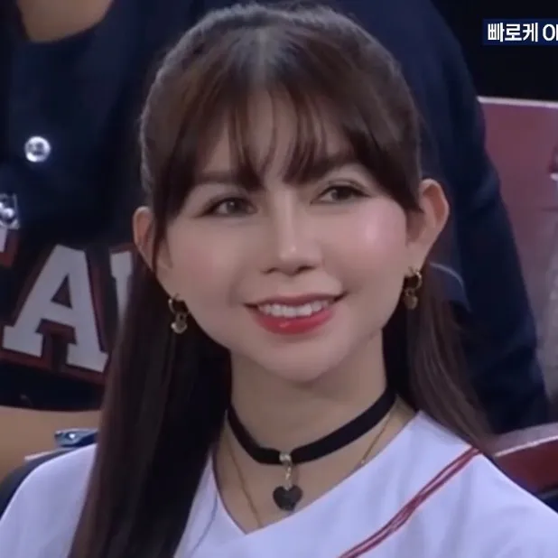 @jingkymoves