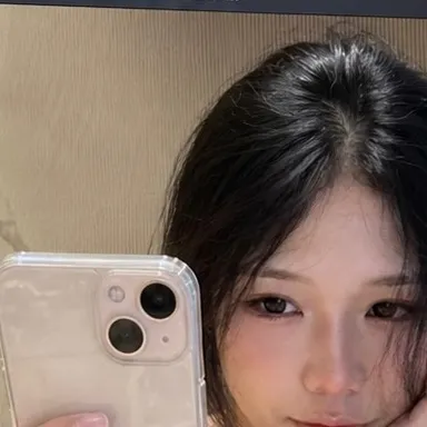 @chliz.t