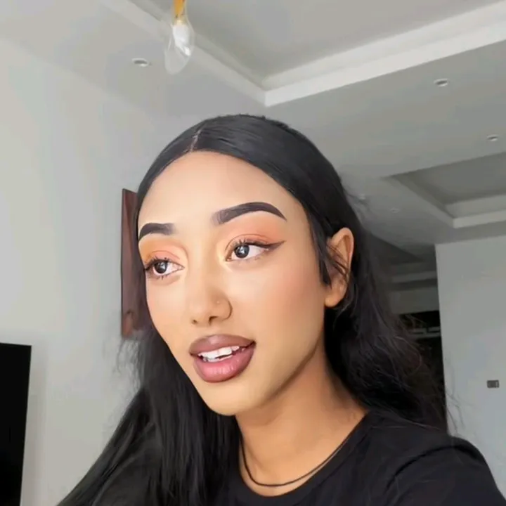janiylive02