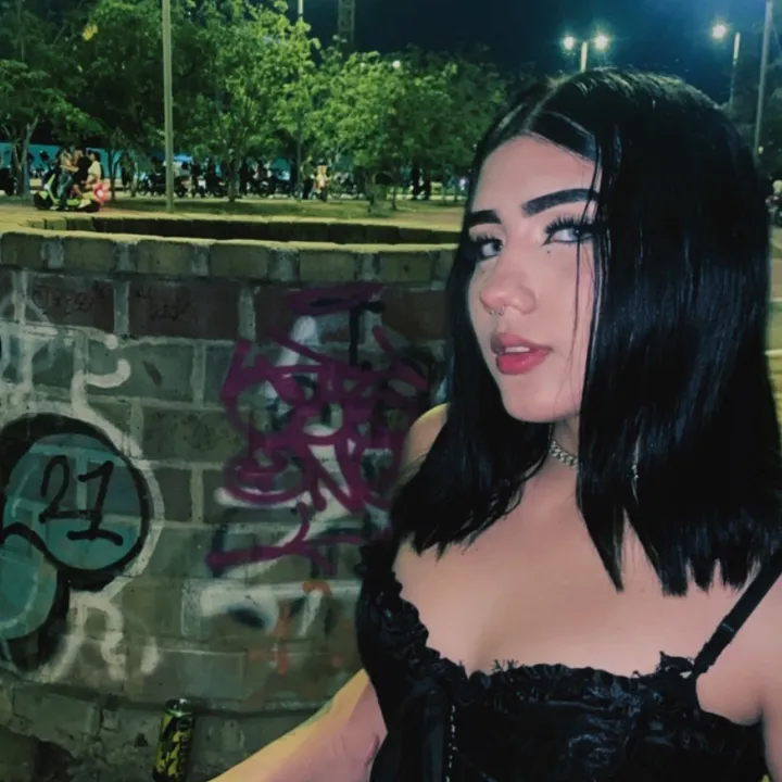 saramoon_ofc