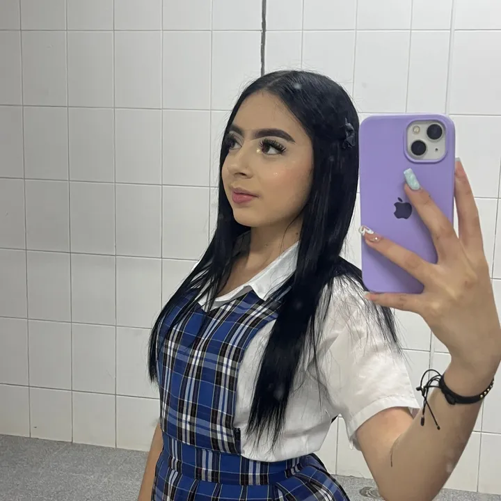@rojas.isabellaaa