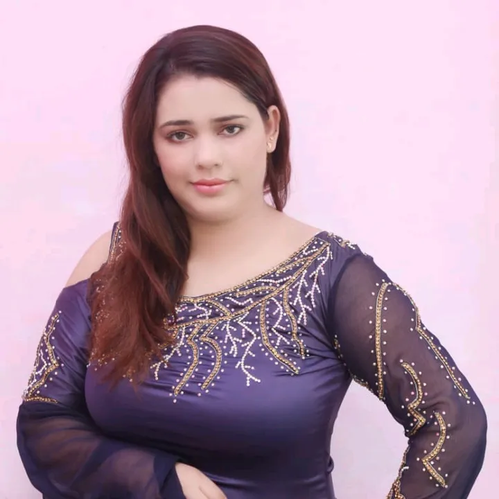 @fakhra_tanveer