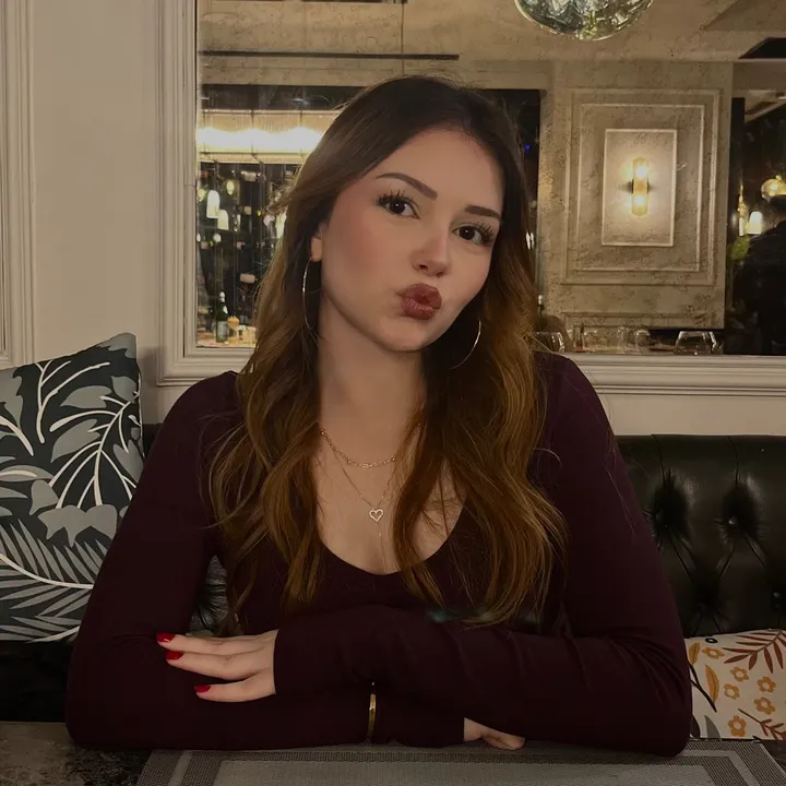 zeynepesaasturk