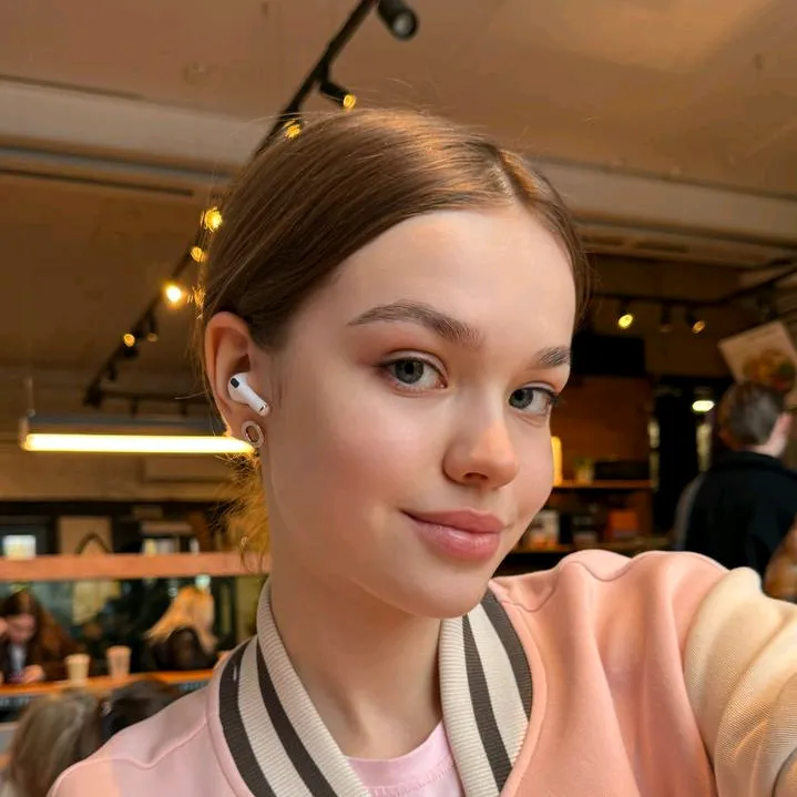 ladaklueva0