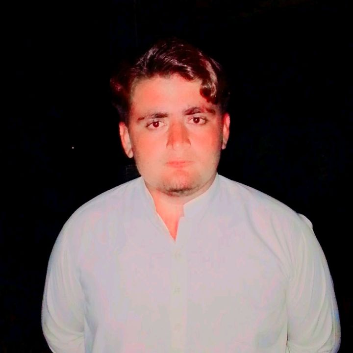 salman.blouch32