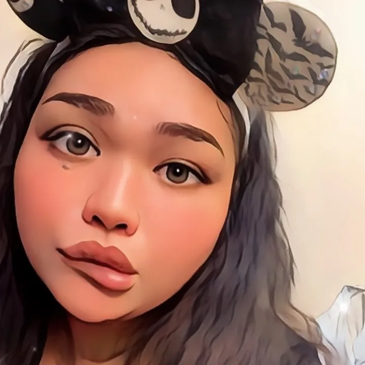 @sharalynnb