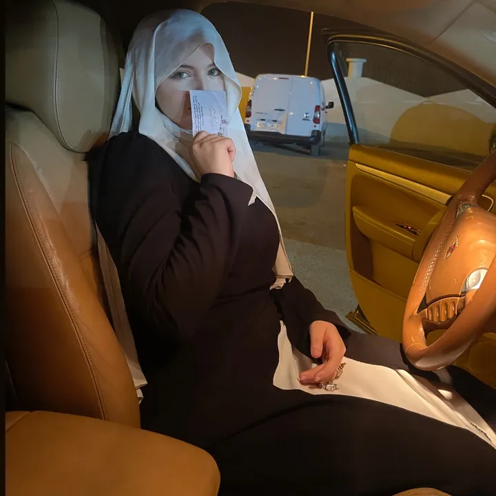 assiasisiya48