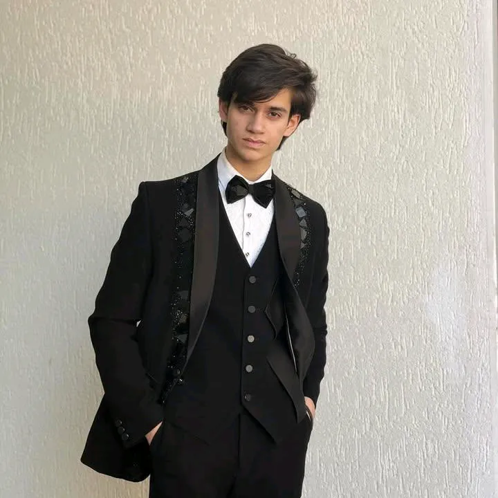 ayaanzubair_02