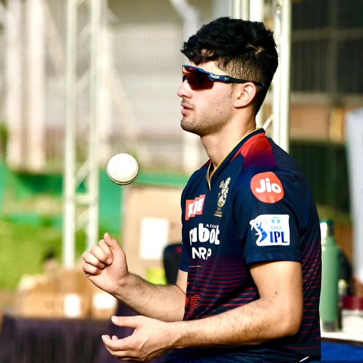 izharulhaqnaveed21