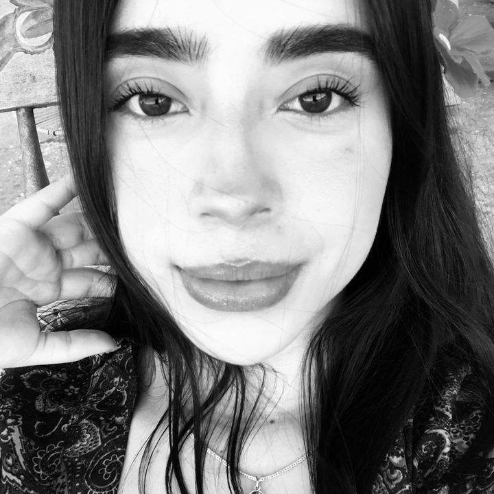 lauravale81