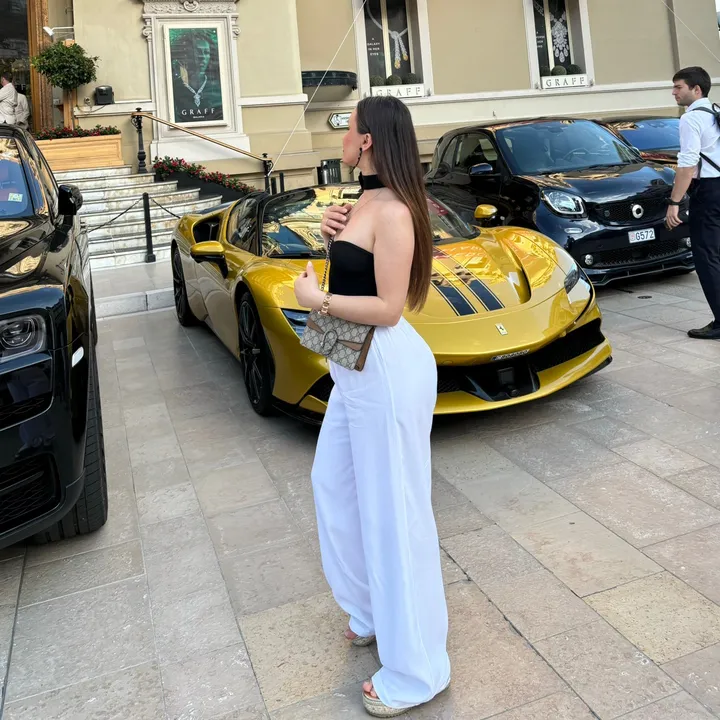 valonaa23