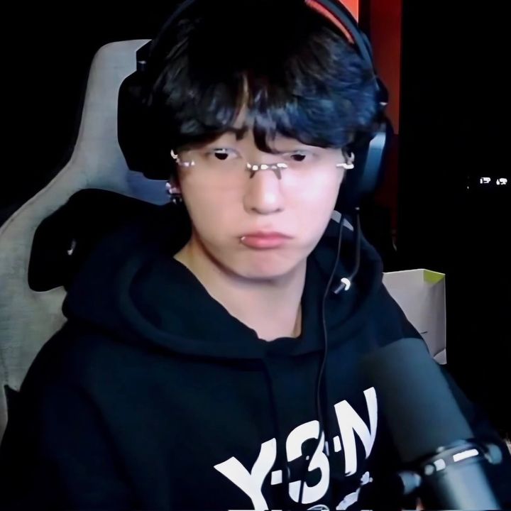 mnitikky1997