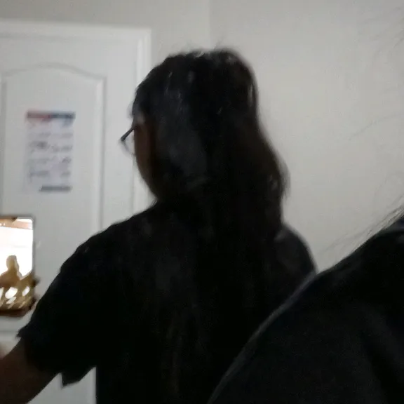 zunaira_f1