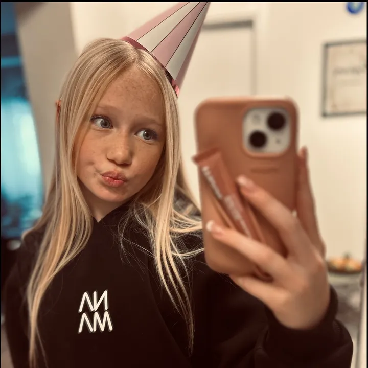elmela42
