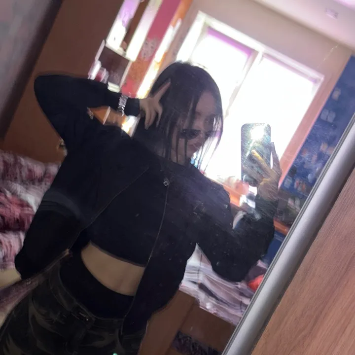 nikaaa.31