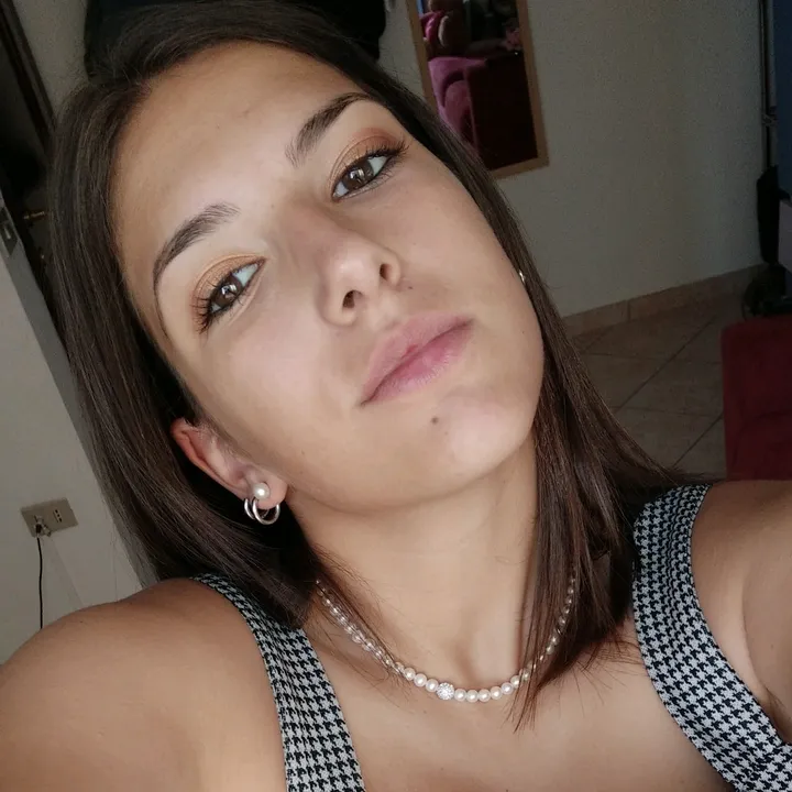 giulia_scottoni_