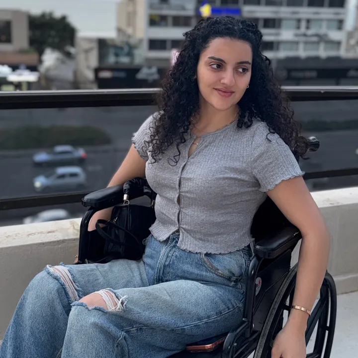 paralyzedstronggirl_