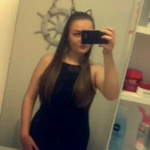 ellieloulouhughes