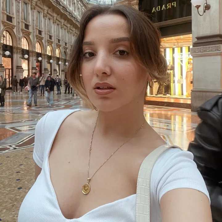 @daphnegashi