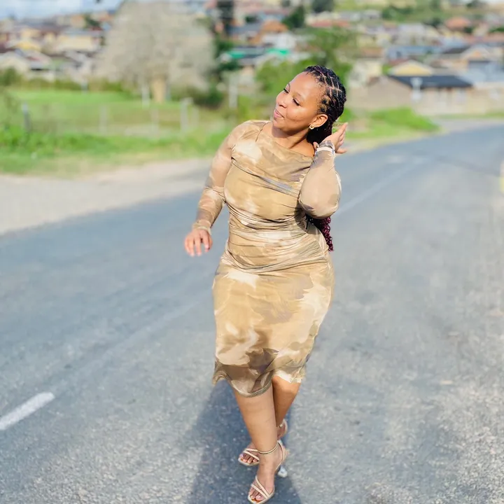 thando_manoms